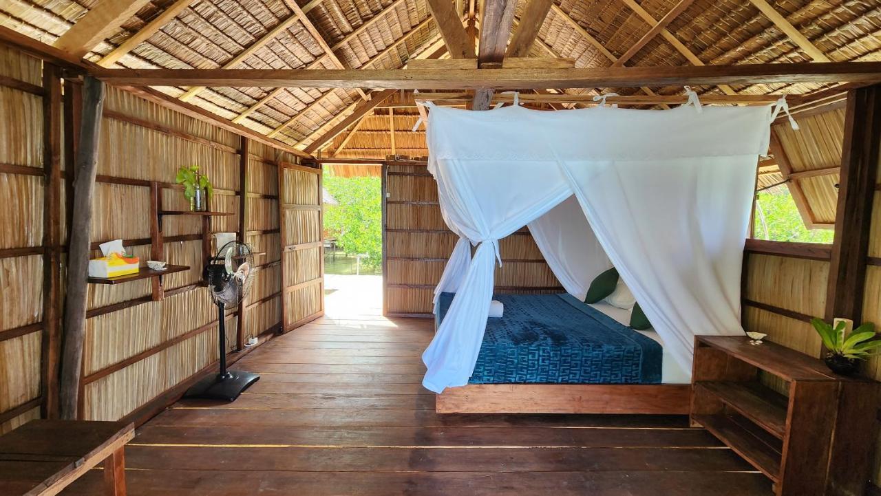 Mansuar Raja Ampat Bungalows Kri Exteriér fotografie