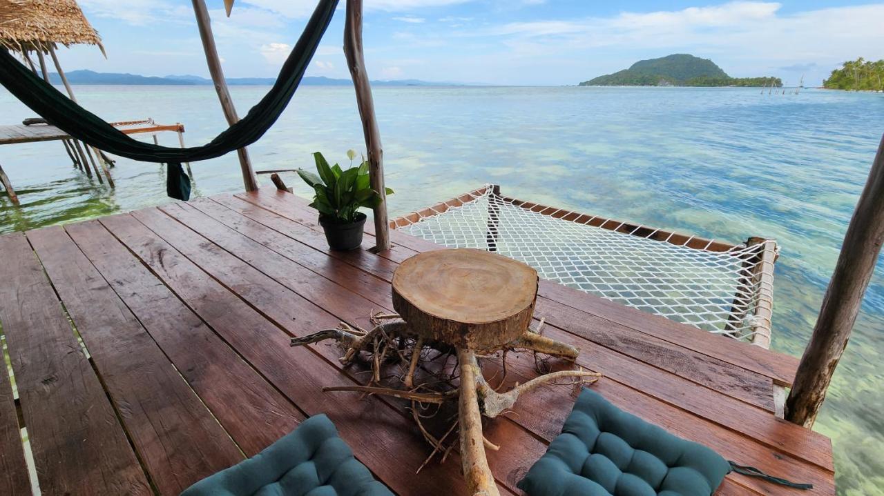 Mansuar Raja Ampat Bungalows Kri Exteriér fotografie